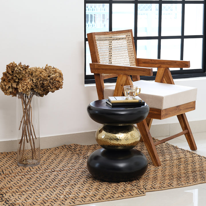 Golden Circle Table Black